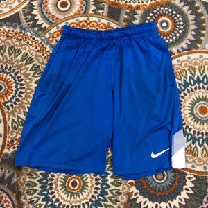 men’s shorts